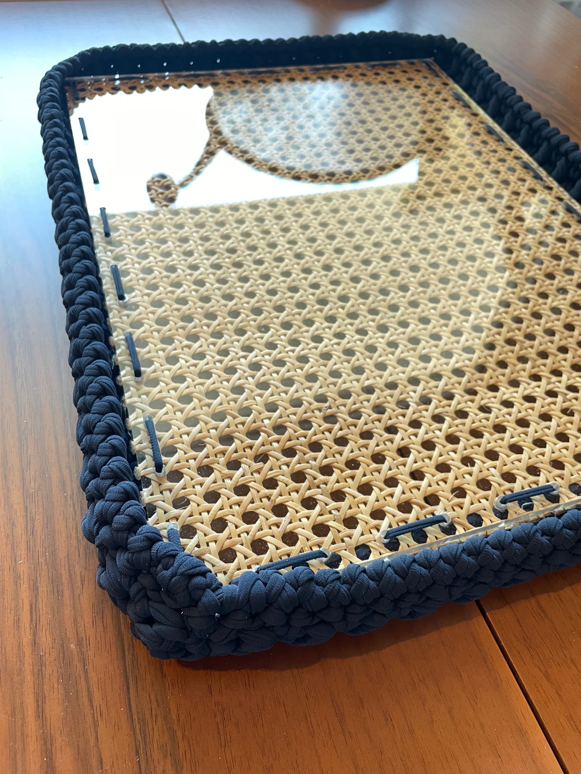 Wicker rectangular tray