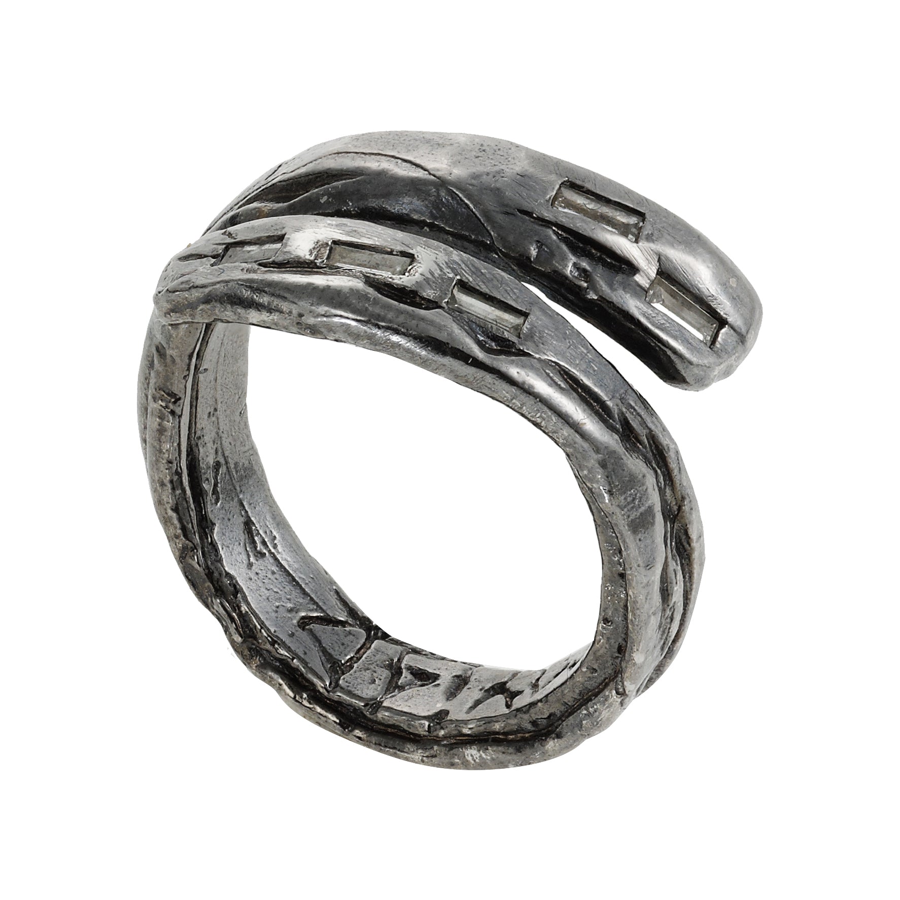 Spine Ring Set in gold with diamond baguettes