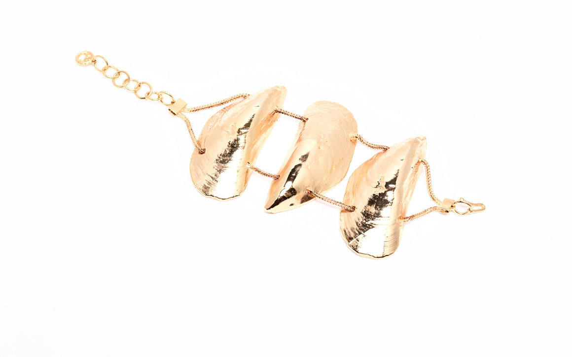 Mussel bracelet gold - Alexandra Koumba Designs