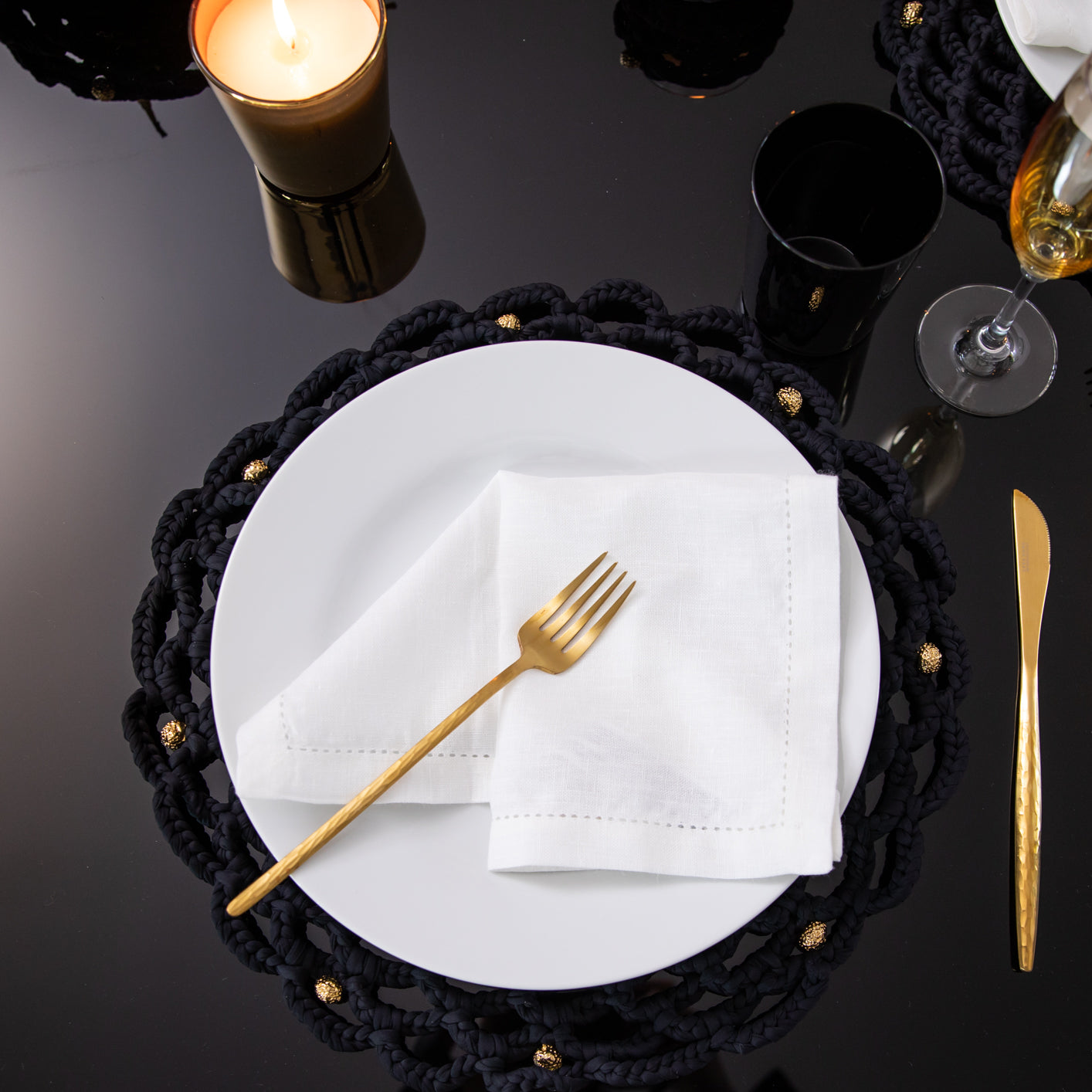 Netball flower placemat set of 4 designed by alexandra koumba