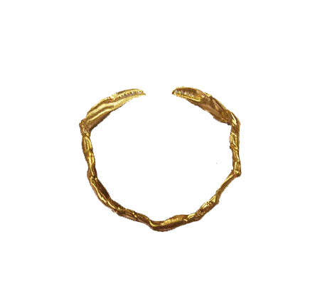 crab-bangle-gold-designed-by-alexandra-koumba